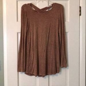 Open back long sleeve shirt